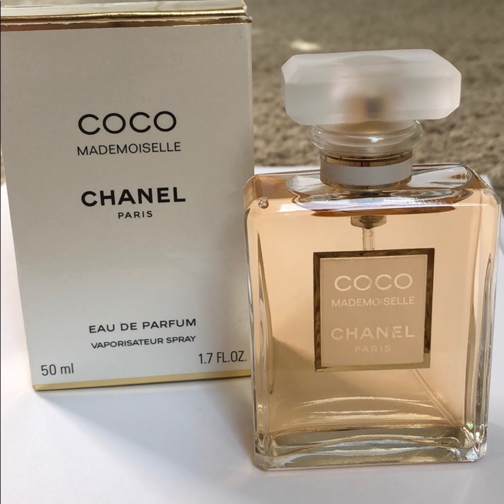 Coco Mademoiselle Chanel Paris